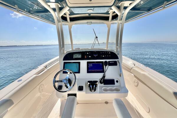 30ft Grady White Yacht For Sale