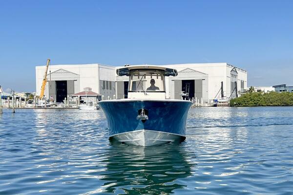 30ft Grady White Yacht For Sale