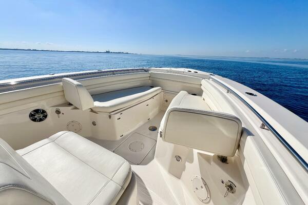 30ft Grady White Yacht For Sale