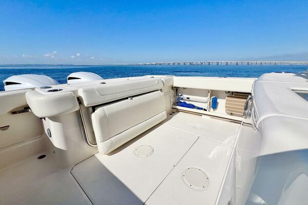 30ft Grady White Yacht For Sale