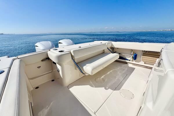 30ft Grady White Yacht For Sale