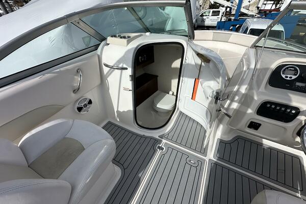 21ft Robalo Yacht For Sale