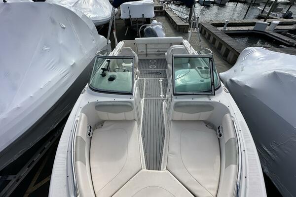 21ft Robalo Yacht For Sale