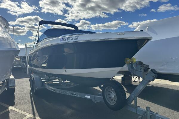 21ft Robalo Yacht For Sale