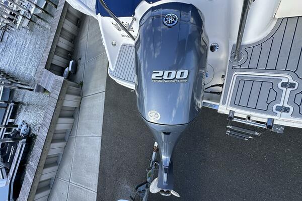 21ft Robalo Yacht For Sale