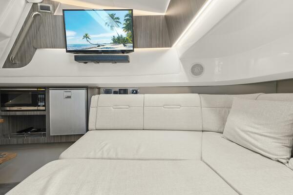 2022 Sea Ray SLX 400 Outboard SEA N SEA