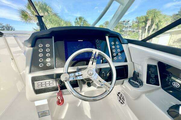 Robalo R317 Yacht For Sale