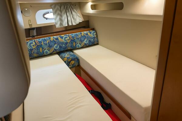 HONU 38ft Cruisers Yacht For Sale