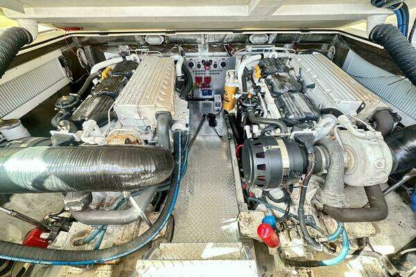 Albemarle 410 Express Fisherman Yacht For Sale