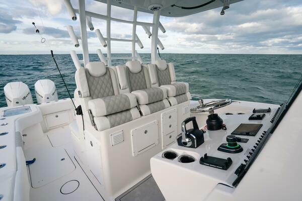 36ft Tideline Yacht For Sale