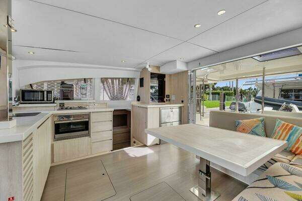 Leopard 40 Owners Version Yacht For Sale