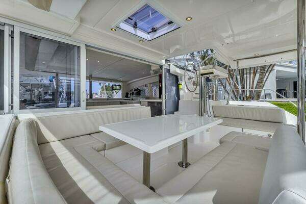 Leopard 40 Owners Version Yacht For Sale