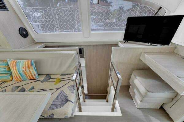 Leopard 40 Owners Version Yacht For Sale