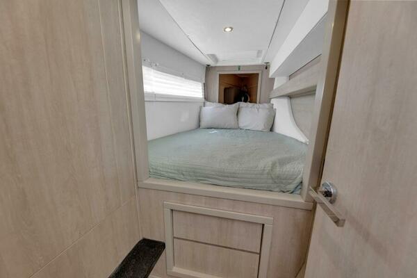 40ft Leopard Yacht For Sale