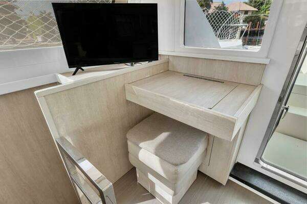 Leopard 40 Owners Version Yacht For Sale