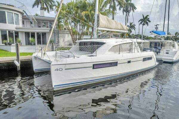 Leopard 40 Owners Version Yacht For Sale
