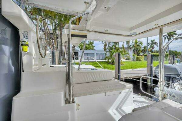 Leopard 40 Owners Version Yacht For Sale