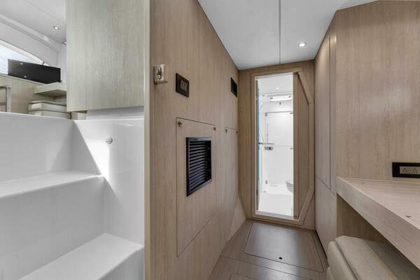 40ft Leopard Yacht For Sale