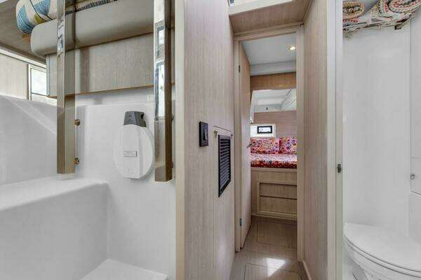 Leopard 40 Owners Version Yacht For Sale