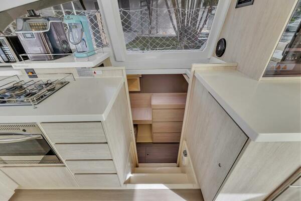 40ft Leopard Yacht For Sale