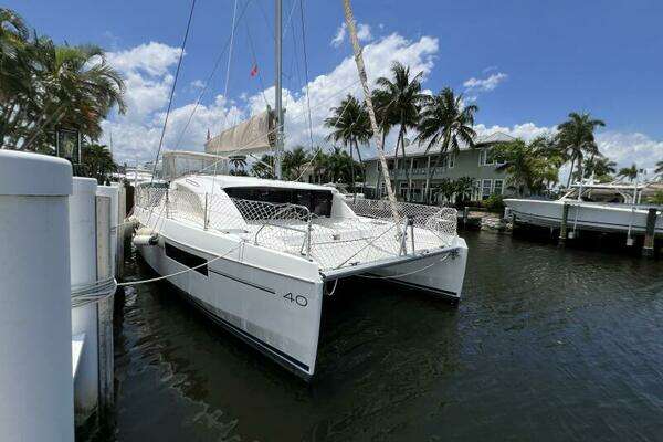 Leopard 40 Owners Version Yacht For Sale