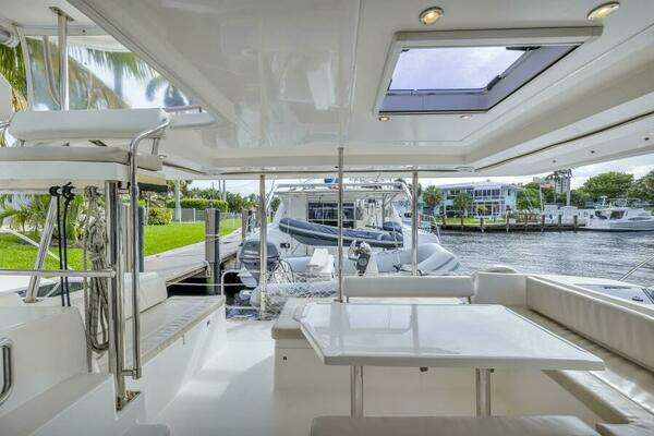 Leopard 40 Owners Version Yacht For Sale