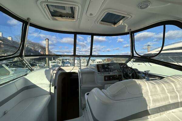 Photo of the 2005 Formula 40 Performance Cruiser