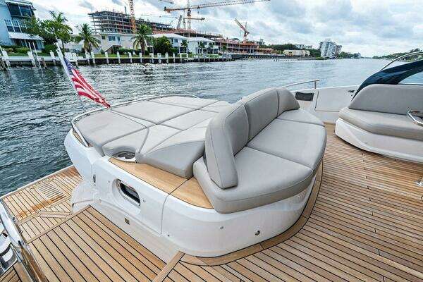 Princess V55 Yacht For Sale