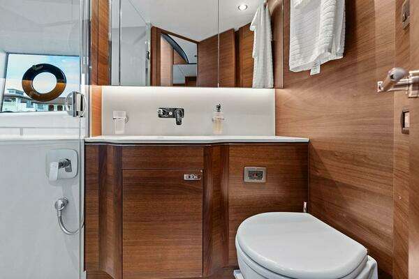 Princess V55 Yacht For Sale