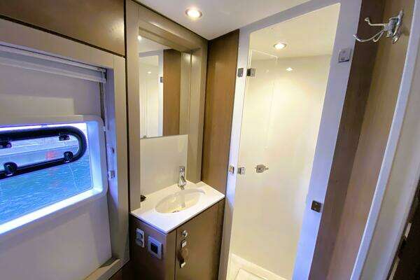 Bali 4.4 Open Space Yacht For Sale