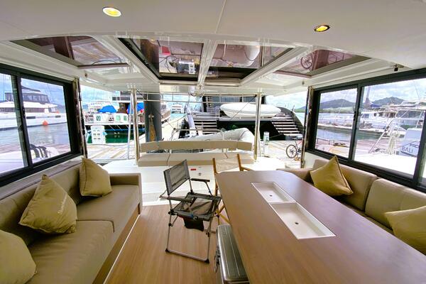 Sunchaser 43ft Bali Yacht For Sale