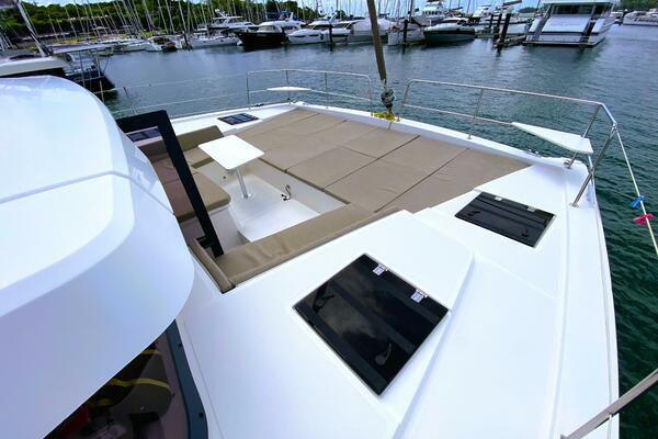 Sunchaser 43ft Bali Yacht For Sale