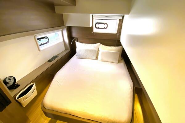 Sunchaser 43ft Bali Yacht For Sale