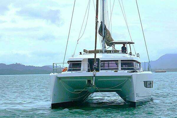 Bali 4.4 Open Space Yacht For Sale