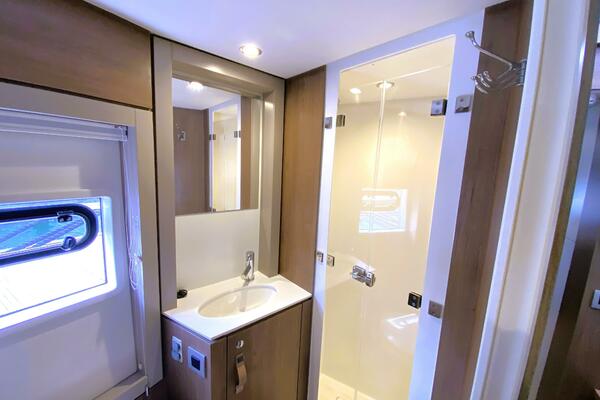 Sunchaser 43ft Bali Yacht For Sale