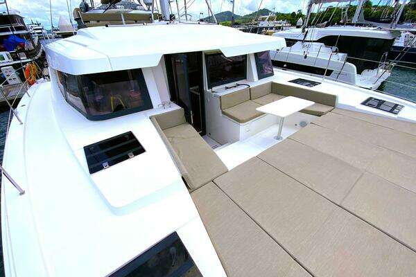 Bali 4.4 Open Space Yacht For Sale