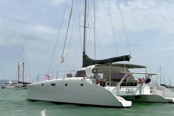 Trim 39ft Custom Yacht For Sale