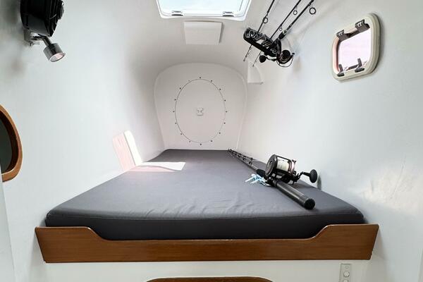 Trim 39ft Custom Yacht For Sale