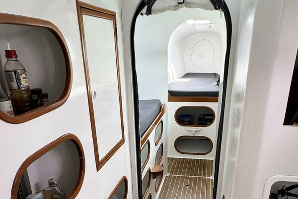 Trim 39ft Custom Yacht For Sale