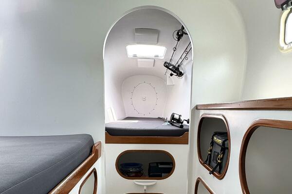 Trim 39ft Custom Yacht For Sale