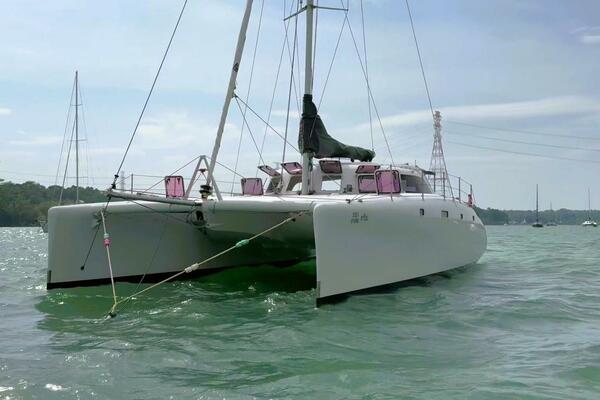 Trim 39ft Custom Yacht For Sale