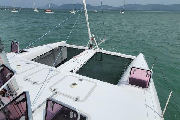 Trim 39ft Custom Yacht For Sale