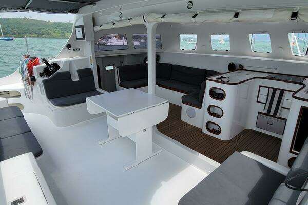 Custom Andaman Cabriolet 39 Yacht For Sale