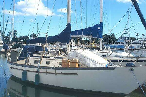 Photo of the 1989 Pacific Seacraft Cutter "ADAGIO"