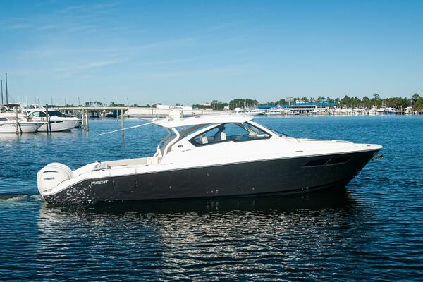 Silver Lining 36ft Pursuit Yacht For Sale