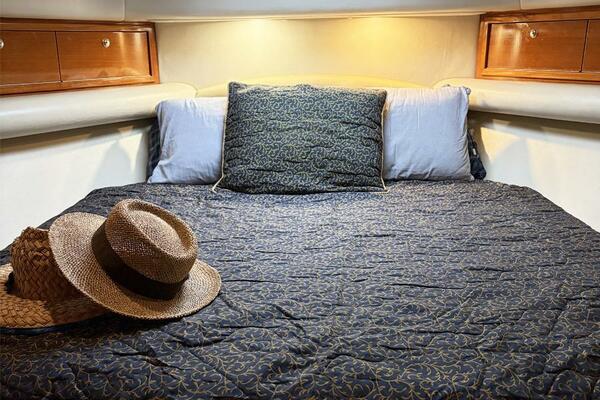 SAFARI 40ft Riviera Yacht For Sale