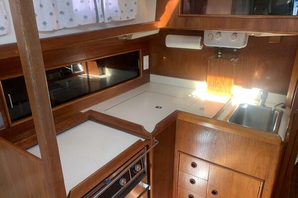 Tiki 30ft Nonsuch Yacht For Sale