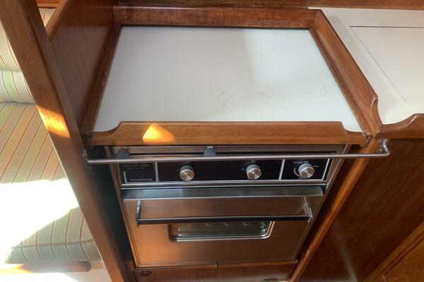 Tiki 30ft Nonsuch Yacht For Sale