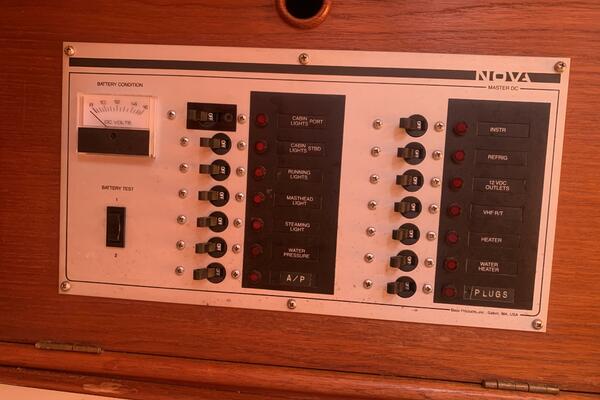 Tiki 30ft Nonsuch Yacht For Sale