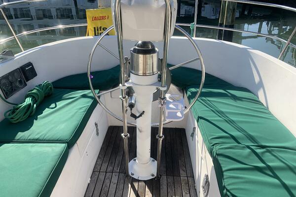 Tiki 30ft Nonsuch Yacht For Sale